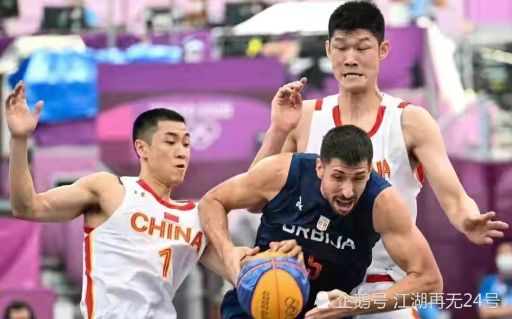 经纪人：米内罗竞技未与胡尔克就续约进行接触（经纪人称米内罗竞技尚未与胡尔克展开续约谈判）