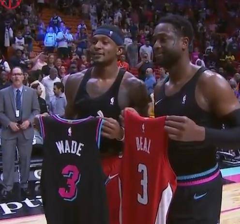 邝兆镭：自己的状态恢复了六七成，要忘掉这场比赛备战下一场（邝兆镭：状态回到六七成，放下此战全力备战下一场）