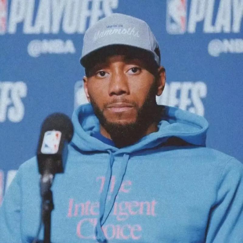 镜报：安东尼愿大幅降薪回归贝蒂斯，已拒绝胜利、博塔弗戈（镜报：安东尼愿为重返贝蒂斯大幅降薪，已拒绝利雅得胜利与博塔弗戈）