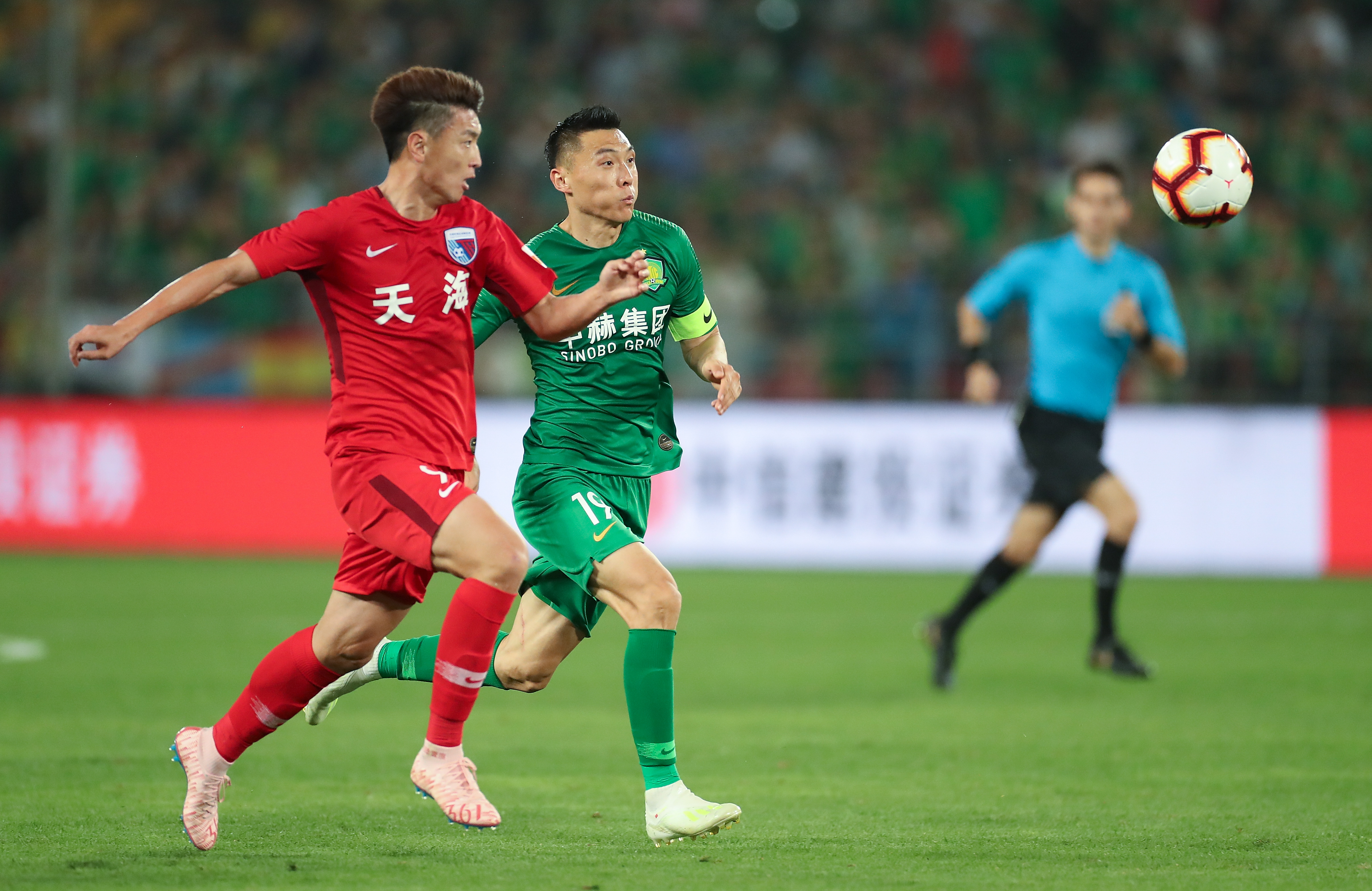 解锁新身份，美女球员艾丽莎-莱曼将成为米兰冬奥会火炬手（艾丽莎-莱曼以全新身份出任米兰冬奥会火炬手）