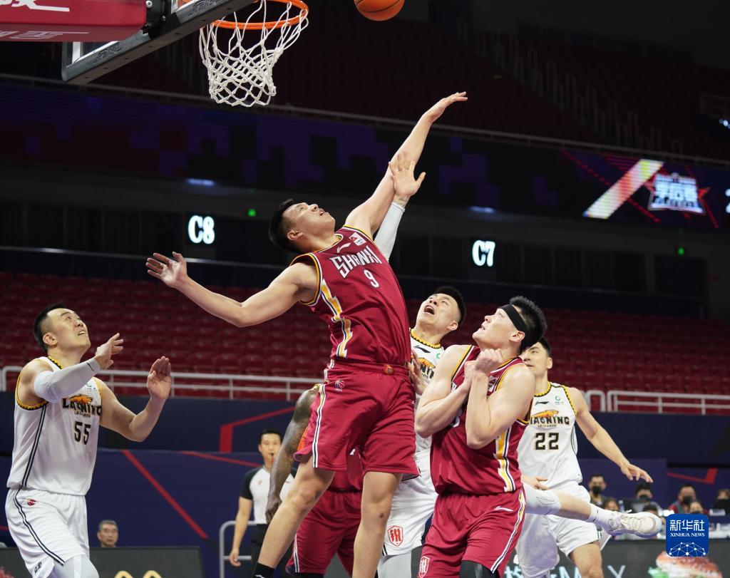 意甲前四名概率预测：国米97%最高，米兰68%，尤文仅37%（意甲争四概率出炉：国米97%领跑，米兰68%，尤文仅37%）