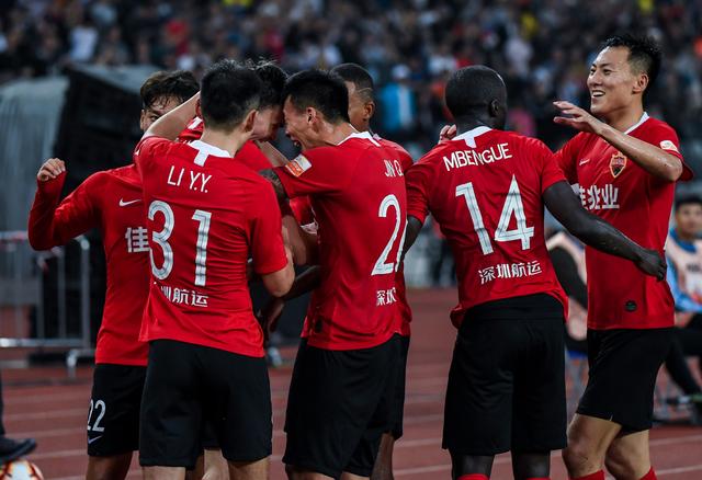 告别中超，梅州征战四个中超赛季后降级，且已失去递补可能（梅州四季中超征程画句号：降级已定，递补无望）