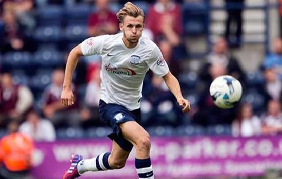 周定洋坐镇，亚冠成都蓉城VS神户胜利船，韦世豪+德尔加多领衔进攻（周定洋压阵，亚冠成都蓉城对阵神户胜利船，韦世豪、德尔加多领衔锋线）